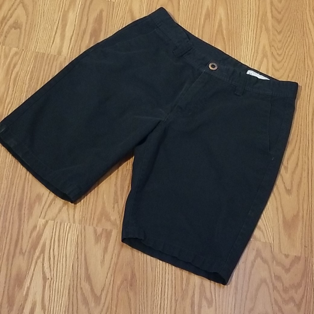 Volcom shorts 31‎